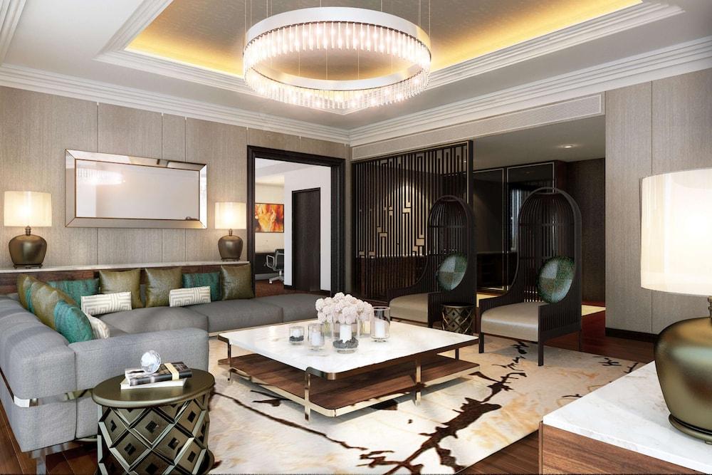 Doubletree By Hilton Hotel 5*