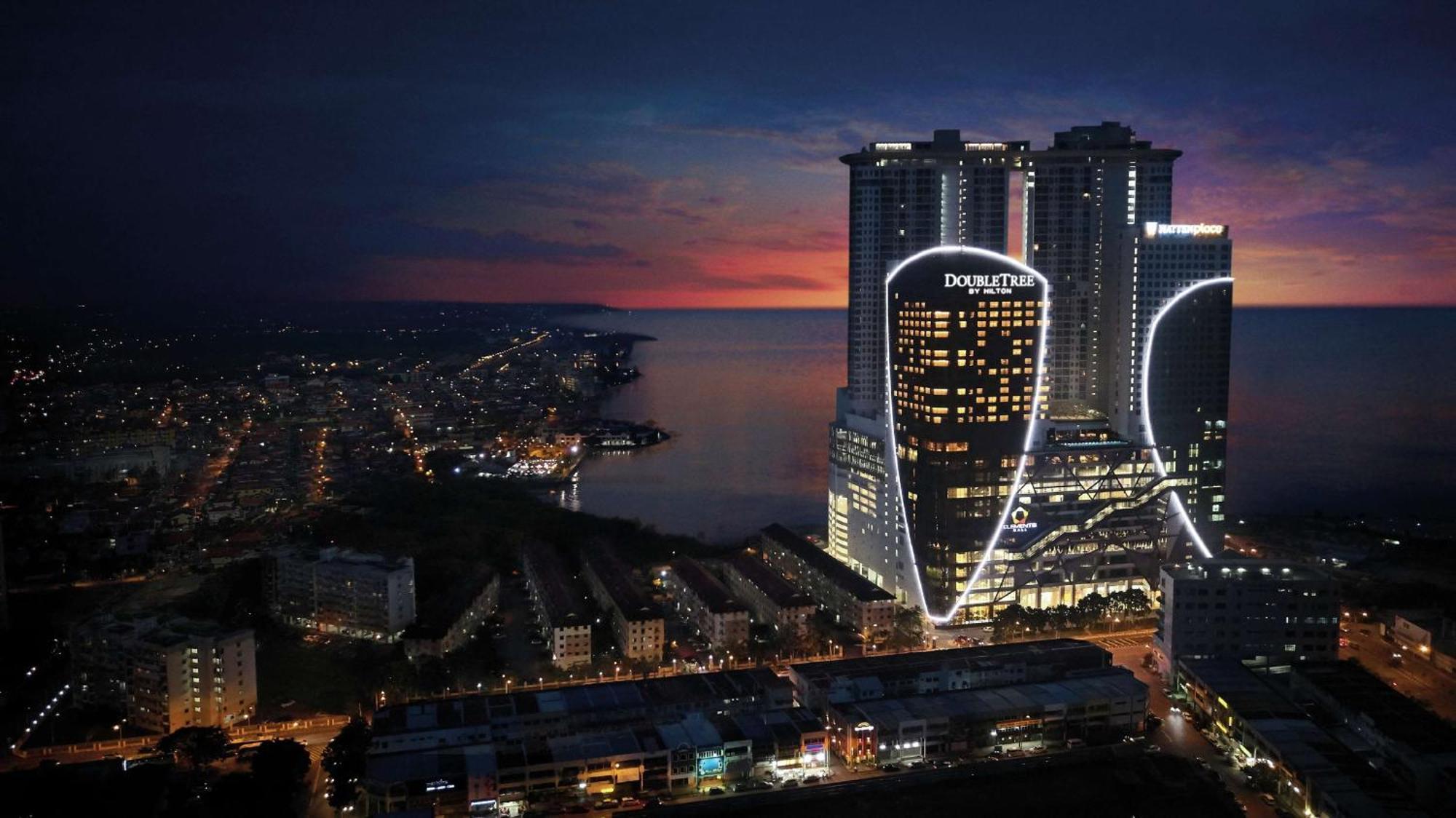 Doubletree By Hilton 5*