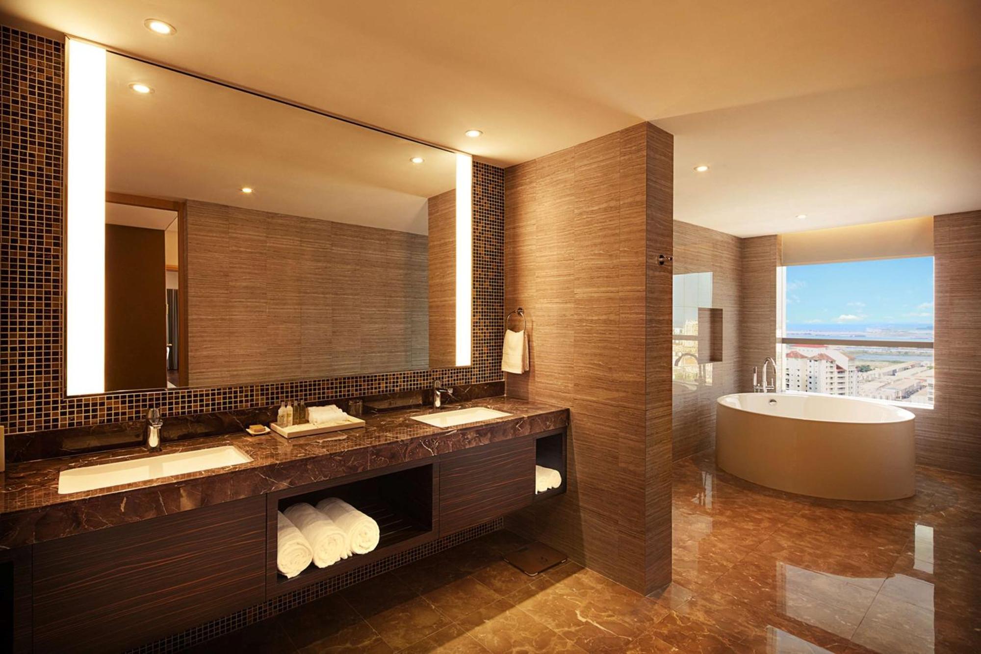 Hotel Doubletree By Hilton