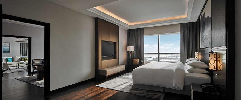 Doubletree By Hilton Hotel