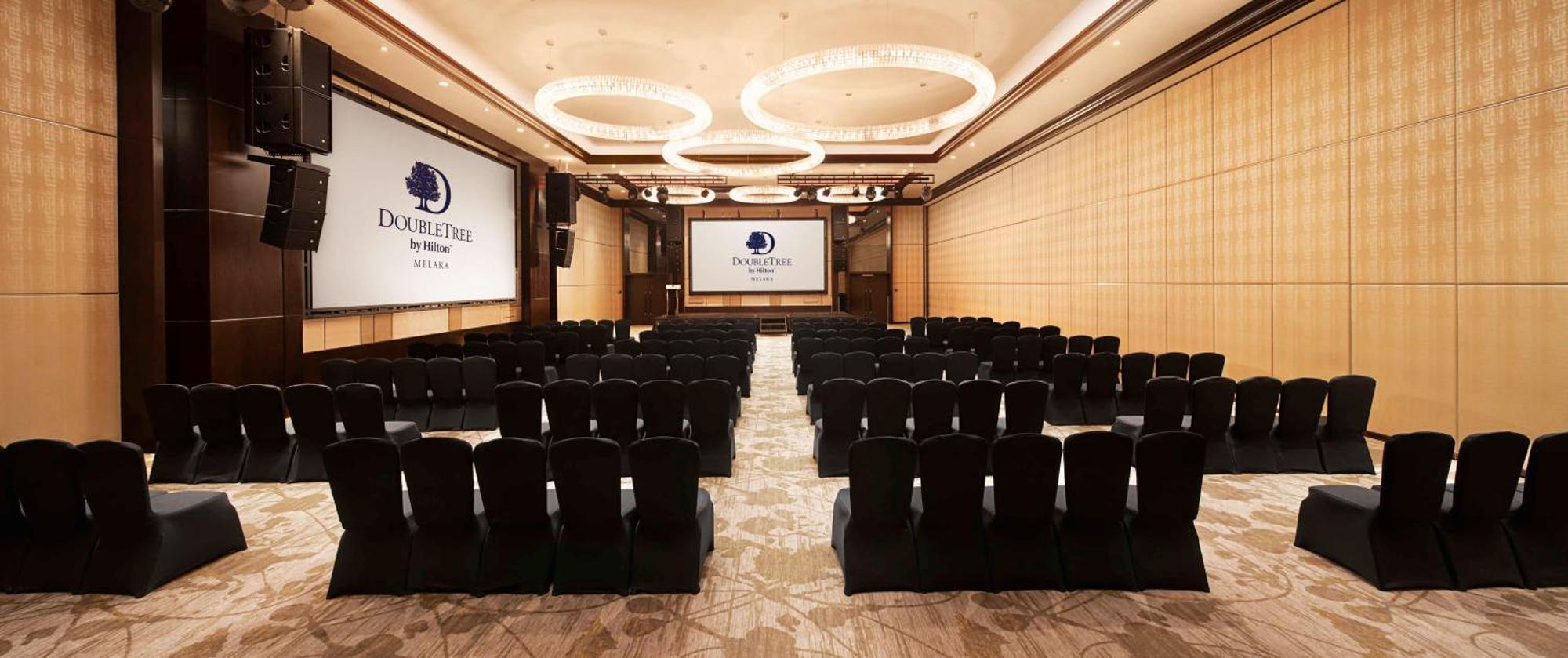 Doubletree By Hilton 5*